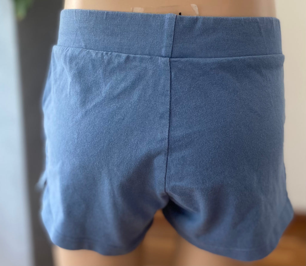 C&A Mädchen Shorts Größe 116 Rückseite in Blau, elastischer Bund, weiches Material, kurzer Schnitt für Kinder