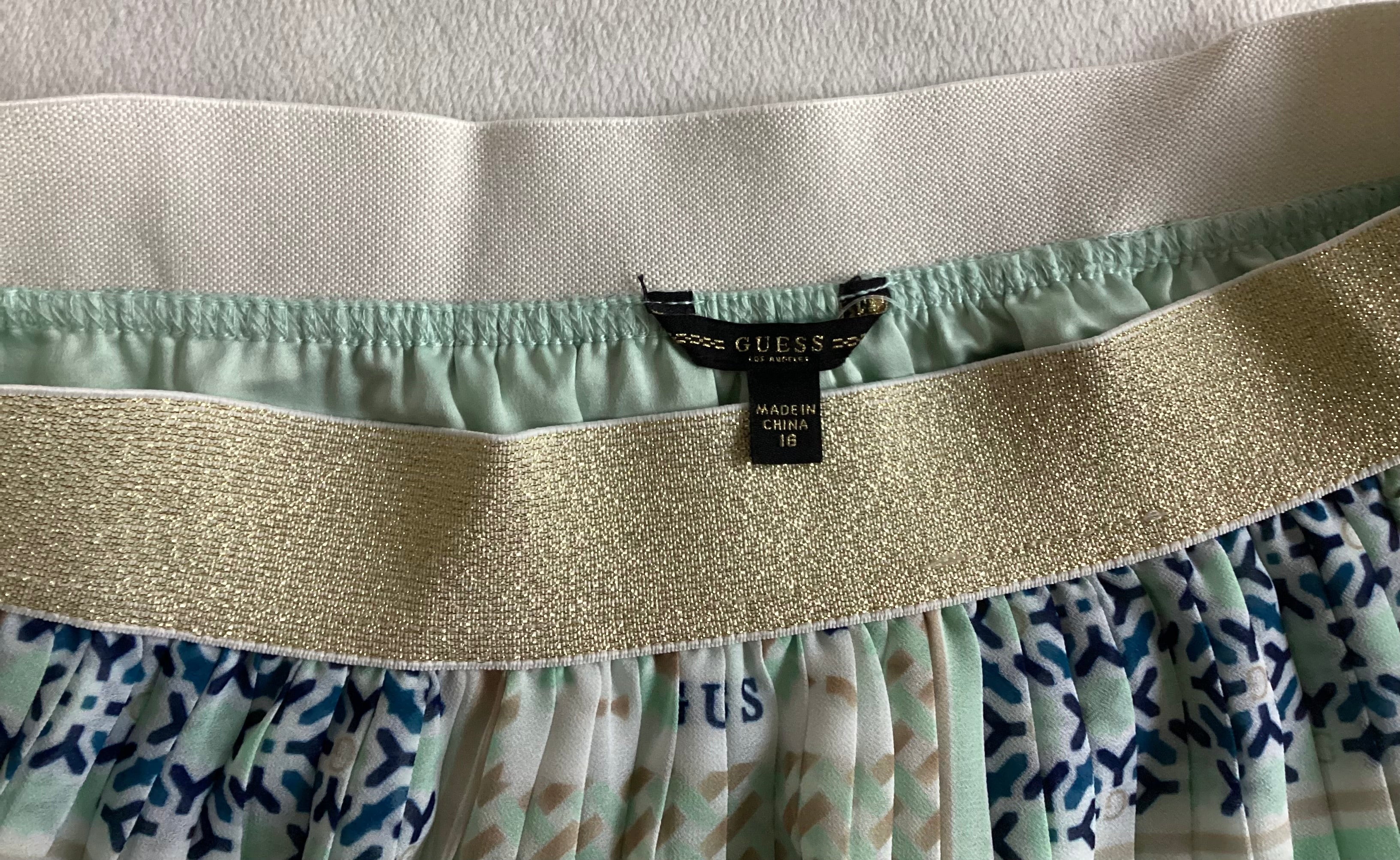 GUESS - Rock - Plissee - mit Muster - Gummiband - Gr. 164/170 - neuwertig