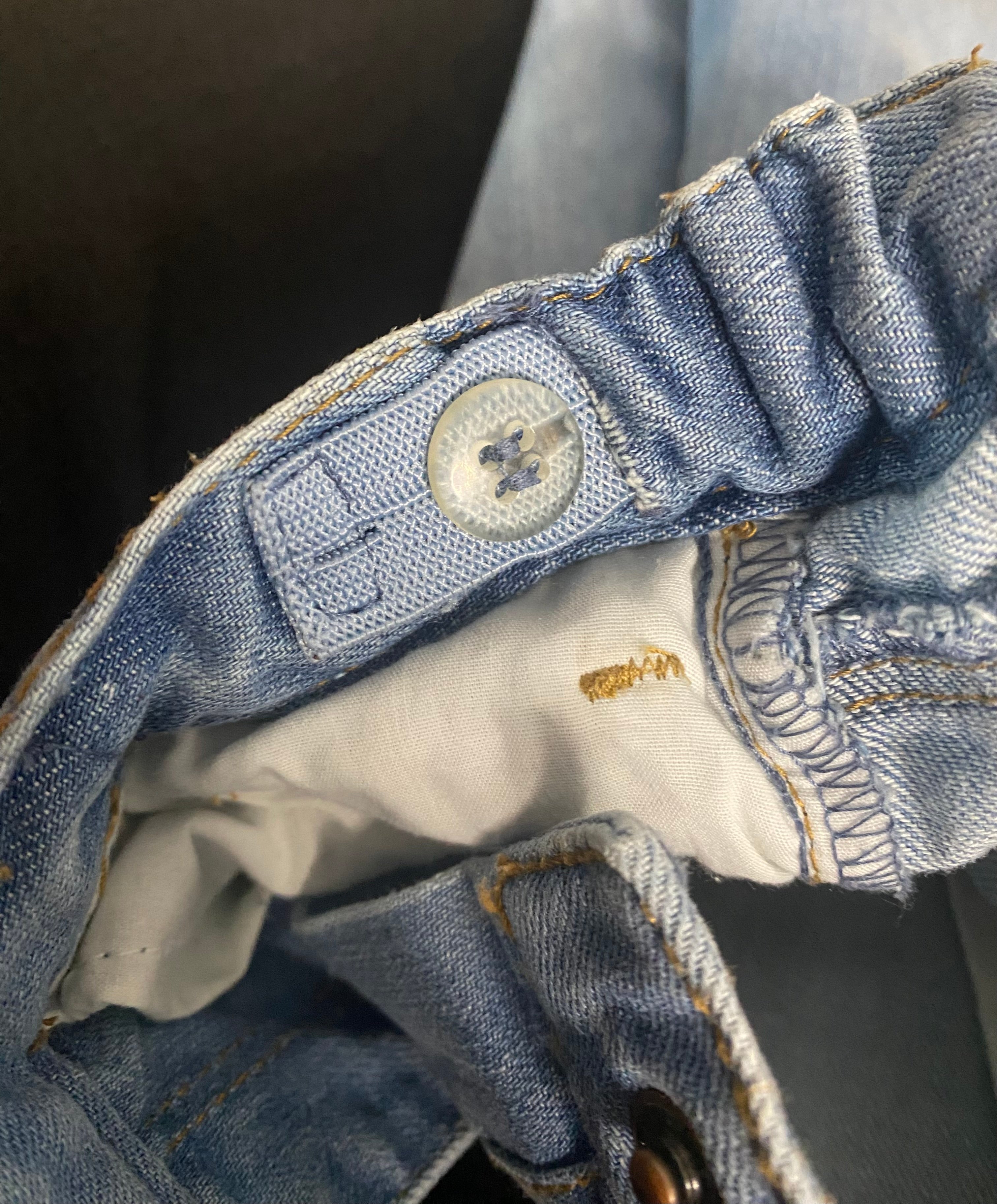 NEXT - Jeans - mit Bestickung - hellblau - Mädchen - Gr. 110 - neuwertig