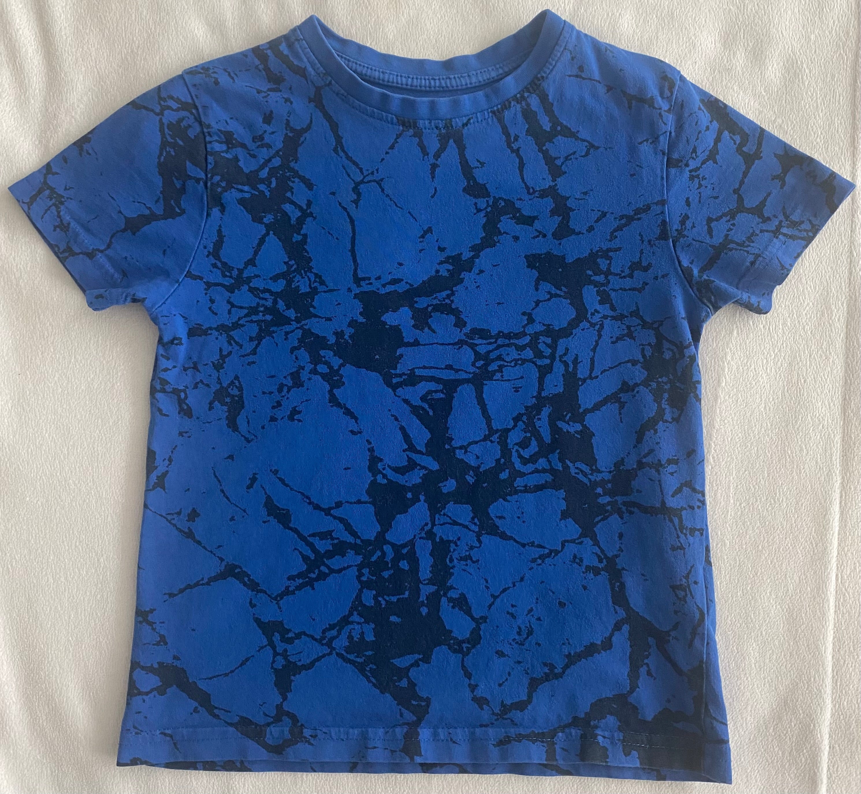 Primark T-Shirt dunkelblau mit Print Gr. 116 - sehr gut