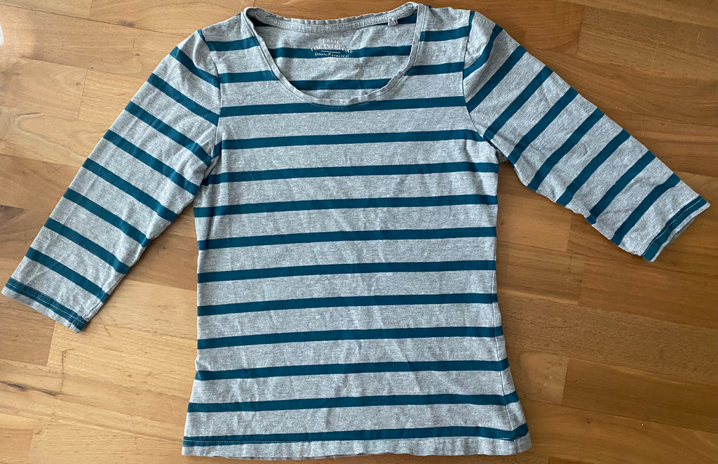 Janina Stretch Damen 3/4-Arm-Shirt in Grau mit petrolfarbenen Streifen Vorderseite