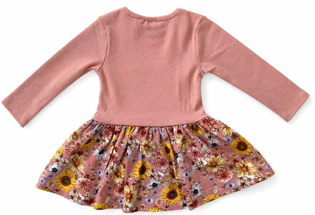 Molo Babykleid Mottled Light Pink Größe 68 mit geblümtem Muster und Rundhalsausschnitt. Rückseite