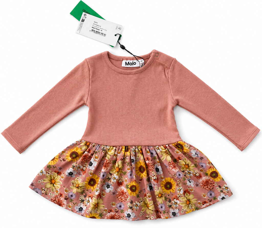 Molo Babykleid Mottled Light Pink Größe 68 mit geblümtem Muster und Rundhalsausschnitt. Vorderseite