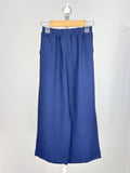 Blaue Mädchen Culotte Hose mit elastischem Bund weites Bein Kinder Stoffhose Produktfoto