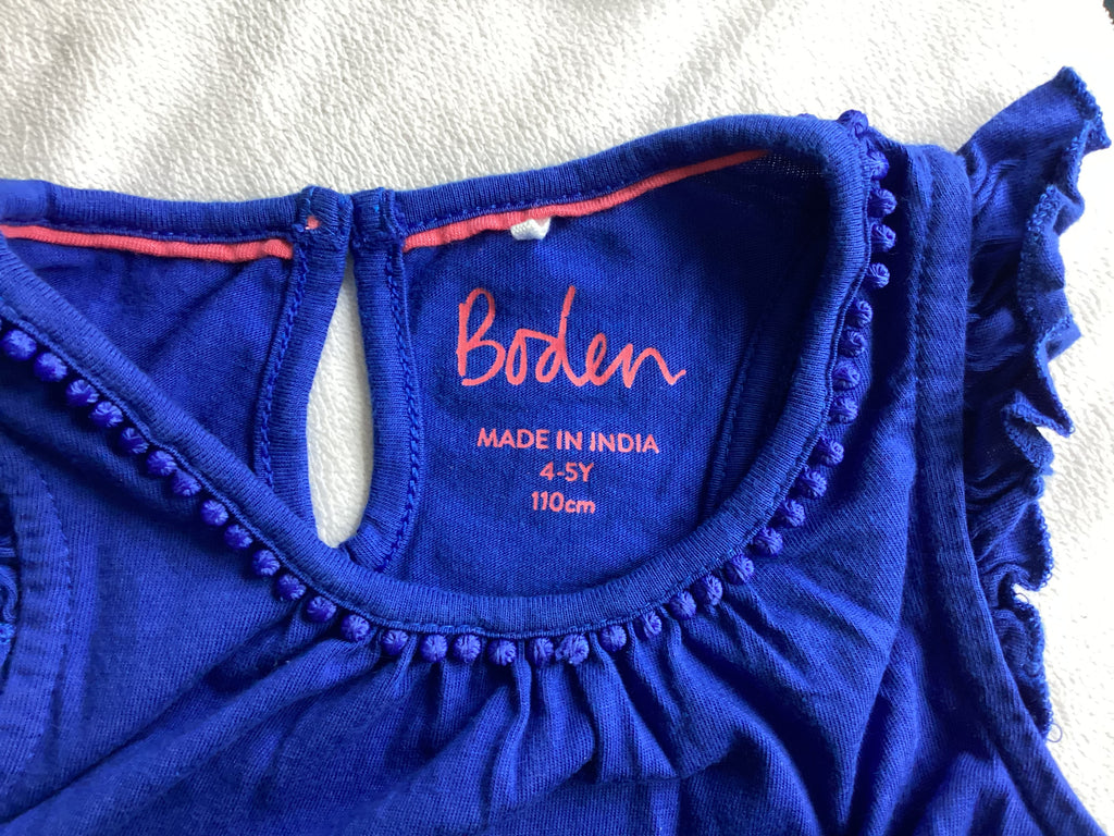 Detailaufnahme Markenlabel BODEN Mädchen Top royalblau Größe 110