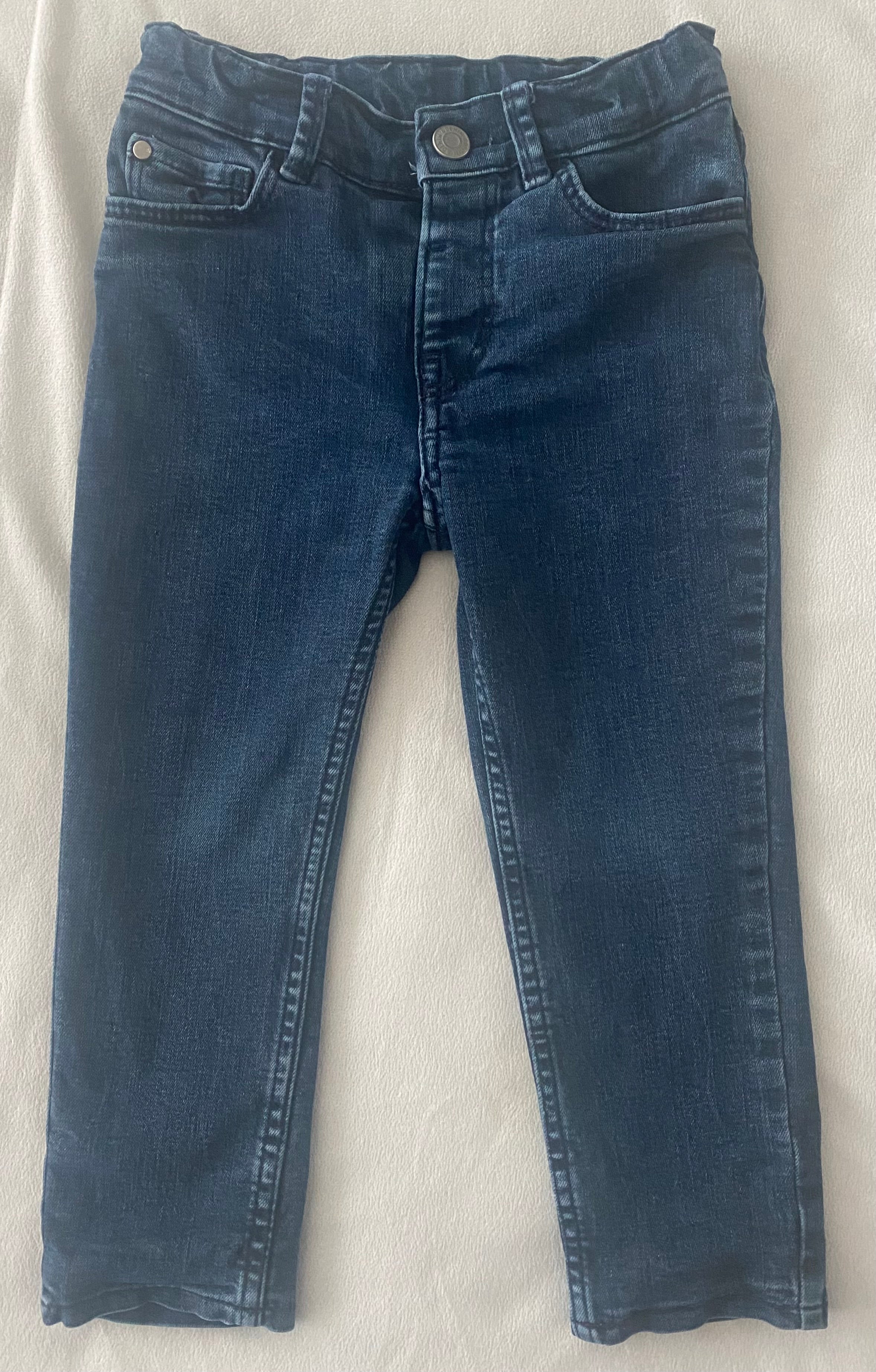 Kinder Jeans dunkelblau Größe 116 Vorderansicht Slim Fit klassischer Schnitt