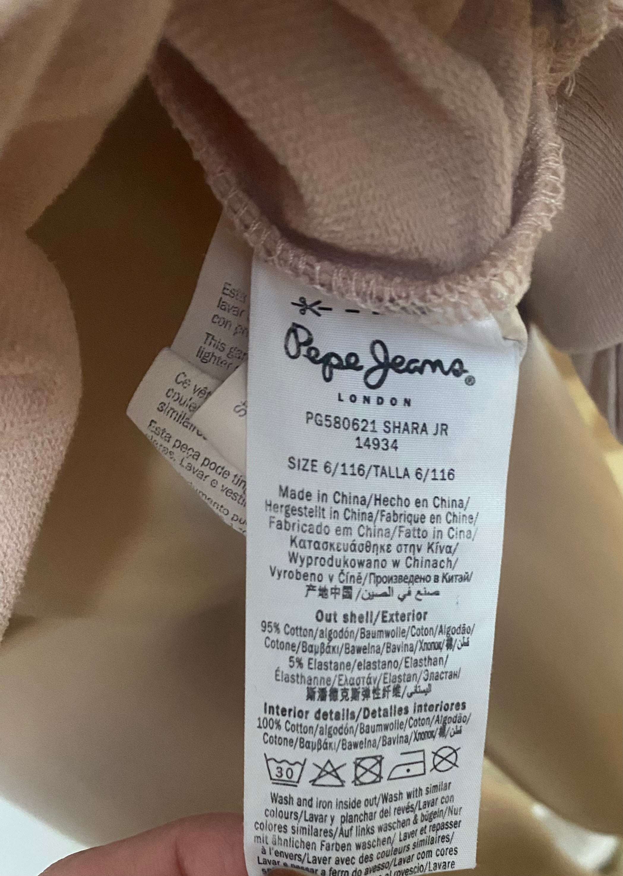 Pflegeetikett Pepe Jeans Kinder Sweatshirt mit Materialangaben Baumwolle und Elastan
